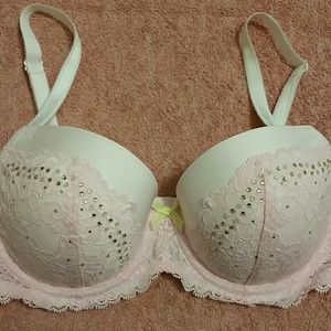 NWOT Victoria's Secret Dream Angels Bra 32DD